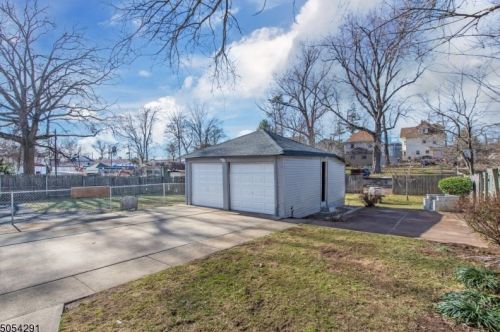 1220 3rd St, Plainfield, NJ 07062-0015