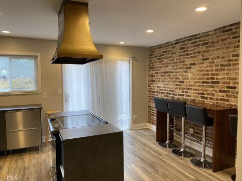 3125 Colonial Dr, Atlanta GA 30341-0048 exterior