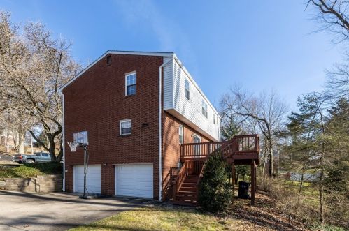 620 Berwick Ct, Pittsburgh, PA 15237-4119