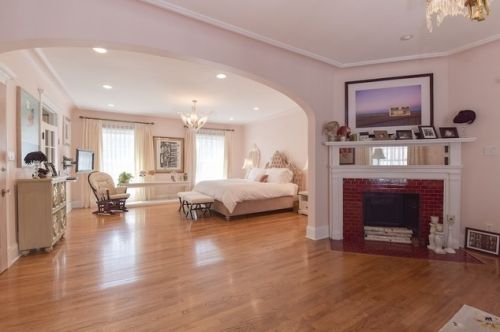 1000 48th St, Chicago IL 60615-1802 exterior