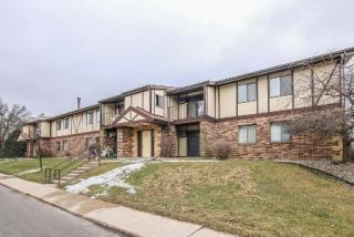 203 Ski Ct, Madison, WI 53713-4604