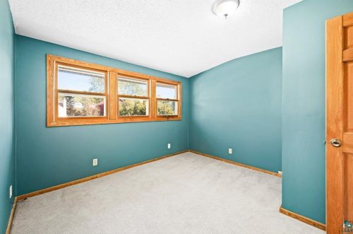 5410 Juniata St, Duluth MN 55804-1342 exterior