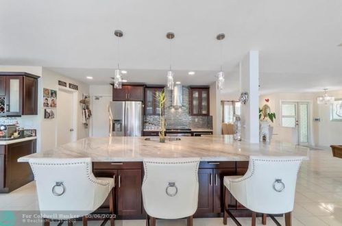 10190 Crosswind Rd, Boca Raton FL 33498-4739 exterior