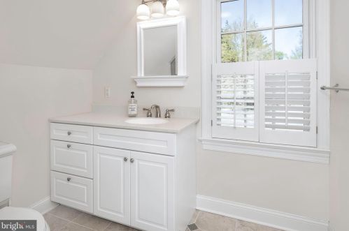 38 Carter Rd, Princeton NJ 08540-2110 exterior