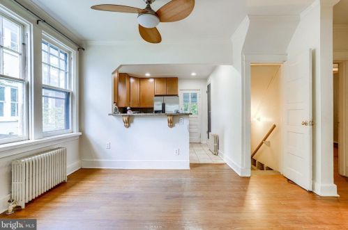 1801 Commonwealth Ave, Alexandria VA 22301-1403 exterior