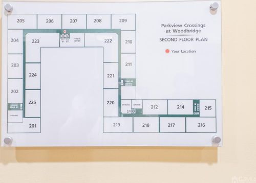 306 Regency Pl, Woodbridge NJ 07095-1036 exterior