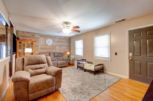 2813 Fran Mar Dr, Gainesville GA 30506-1133 exterior