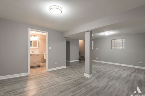 6917 Maplewood Ave, Chicago IL 60622-2857 exterior