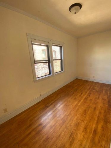 448 31 St, Chicago IL 60804-4024 exterior