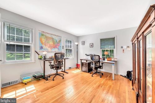 13 Cleveland Rd, Princeton NJ 08540-7420 exterior