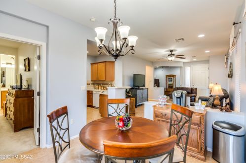 589 Rugged Cyn Dr, Green Valley AZ 85614-6188 exterior