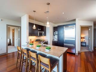 2171 Peachtree Rd, Atlanta GA  30309-1373 exterior