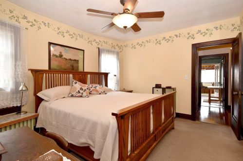 4449 Menard Ave, Chicago IL 60634-1712 exterior