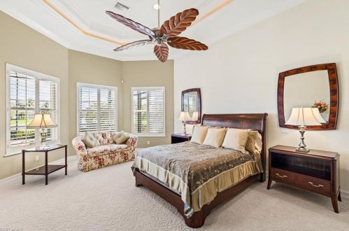 7534 Hogan Ct, Naples FL 34113-3055 exterior