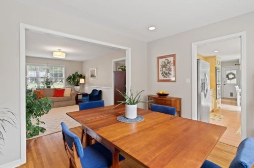 2247 Cherring Ln, Atlanta GA exterior