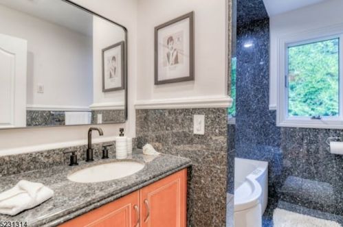 23 Oak Rdg, Springfield NJ 07081-3719 exterior