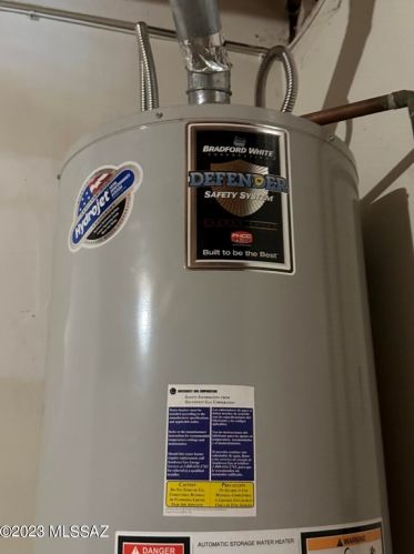 1765 Ransom Oaks Dr, Tucson AZ 85746-3173 exterior