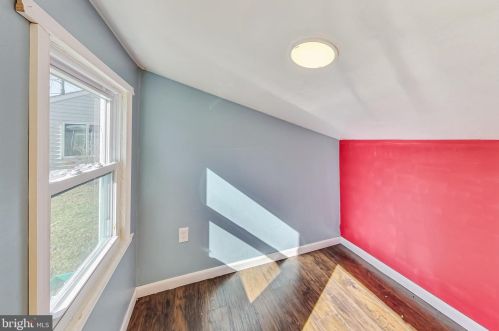 903 Robin Rd, Silver Spring MD  20901-1872 exterior