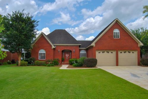 116 Lakeside Dr, Dothan, AL 36301-9438