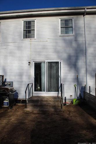 59 Athol St, Killingly CT 06239-1907 exterior