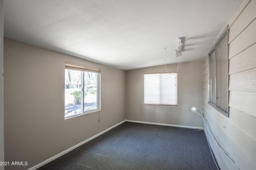 9101 Country Clb Dr, Chandler AZ 85248-6420 exterior