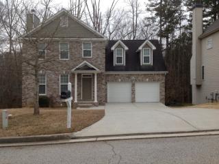 2814 Emerald Ct, Atlanta GA  30311-1577 exterior