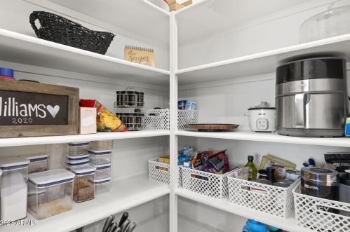 2837 Apollo Rd, Phoenix AZ  85041-5339 exterior