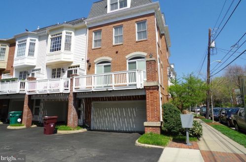 5318 43rd St, Washington DC  20015-2008 exterior