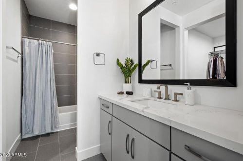 4331 27th Pl, Phoenix AZ  85016-4803 exterior