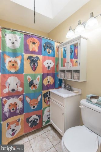 2264 Friendship St, Philadelphia PA 19149-1520 exterior