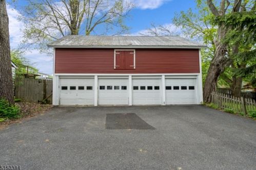 111 Moore St, Hackettstown NJ 07840-2025 exterior