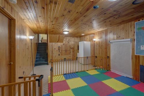 322 Cheyenne Trl, Madison WI  53705-4703 exterior