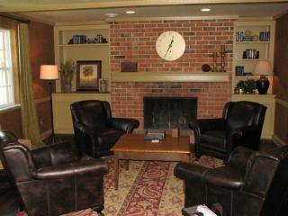 8607 Cholla Rd, Indianapolis IN  46240-1927 exterior