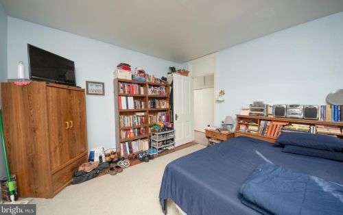 113 Walnut St, Lancaster PA 17602-2451 exterior