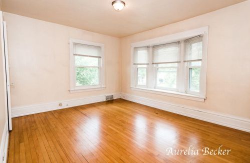 1302 Sherman St, Grand Rapids MI 49506-2613 exterior