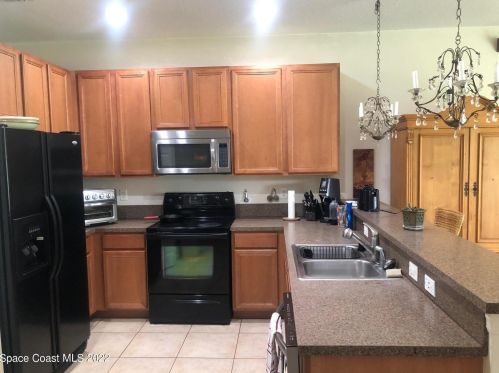 3573 Vollmer St, Fort Pierce, FL 34953-5244