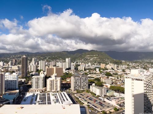 1631 Kapiolani Blvd, Honolulu HI  96814-4718 exterior