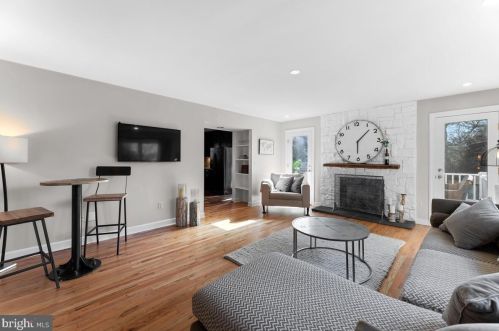 8904 1st Ave, Silver Spring MD 20912-4654 exterior