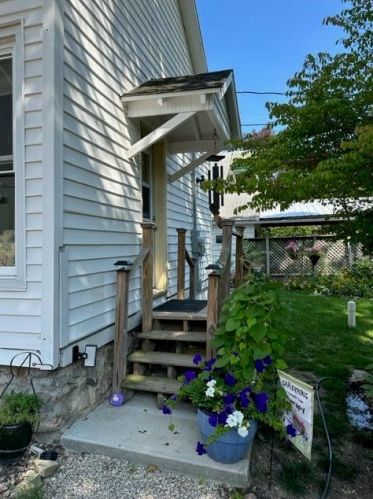 405 Stewart Ave, Big Rapids MI 49307-2025 exterior