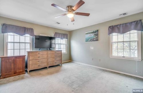 22 Amethyst Ln, Paterson NJ 07501-3364 exterior