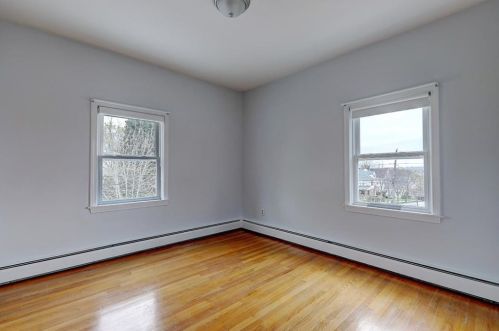 100 Beaufort St, Providence RI  02908-4435 exterior