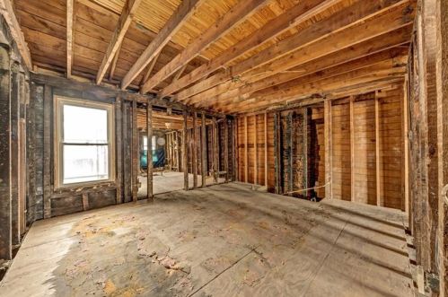 3420 Ligonier St, Pittsburgh PA 15201-1329 exterior