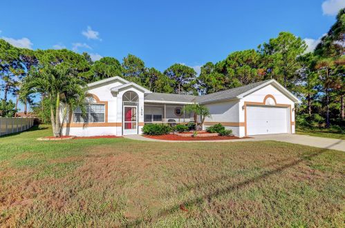 1979 Burlington St, Fort Pierce, FL 34984-4365