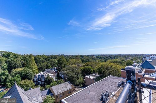 2829 Connecticut Ave, Washington DC  20008-1557 exterior