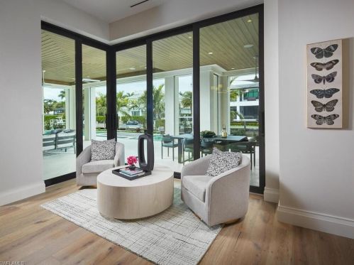 595 16 Ave, Naples FL 34117-2242 exterior