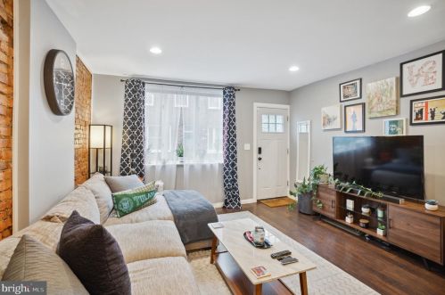 1529 Colorado St, Philadelphia PA  19146-4734 exterior