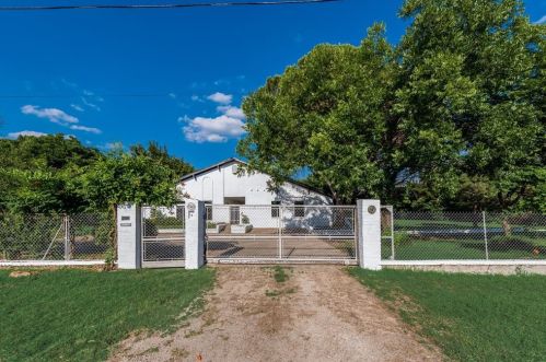 2634 Cypress Ave, Dallas TX  75227-8024 exterior