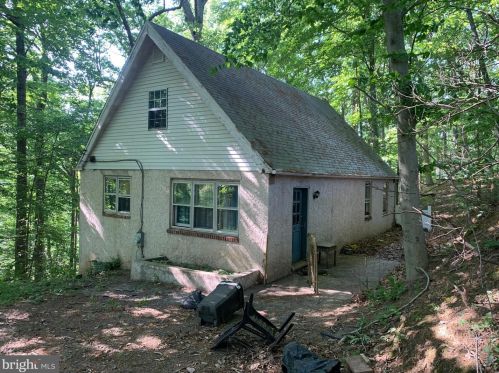 105 Old Pennell Rd, Media PA 19063-5938 exterior