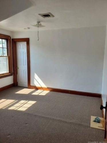 341 Chapman St, New Britain CT 06051-2809 exterior