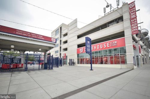 1025 1st St, Washington DC  20001-2283 exterior